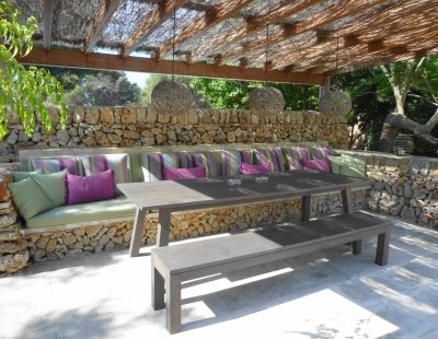 Book a villa in Menorca