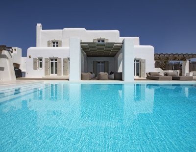 Villa rentals in Greece