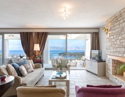 Villa holidays in Greece