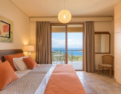 Villa holidays in Kassiopi