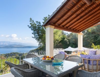 Villa rentals in Kassiopi