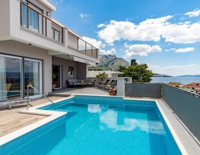 Villa in Omis to rent