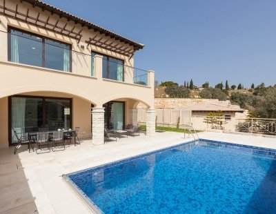 Holiday home in Cyprus villa booking