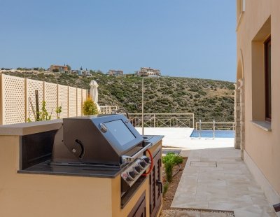 Book a villa holiday in Aphrodite Hills Resort
