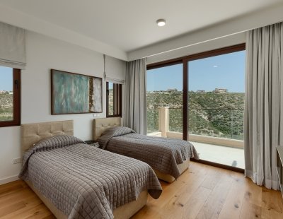 Villa rentals in Aphrodite Hills Resort