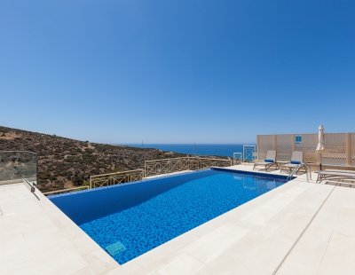 Book a villa in Aphrodite Hills Resort