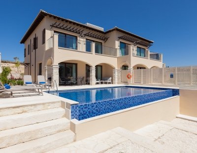 Holiday home in Paphos villa booking