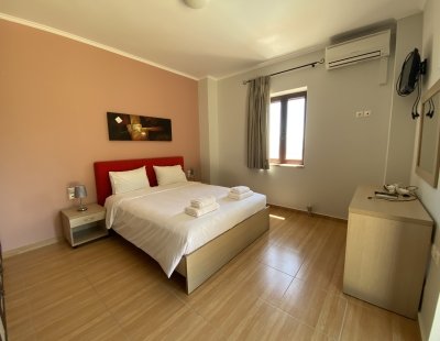 Book a villa holiday in Lefkas