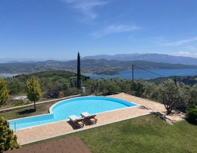 Villa rentals in Lefkas