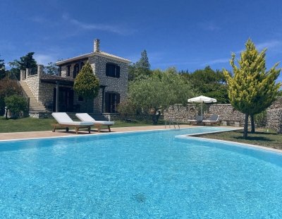 Villa in Spanochori to rent