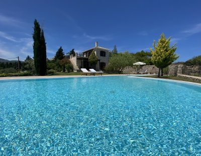 Villa rentals in Spanochori