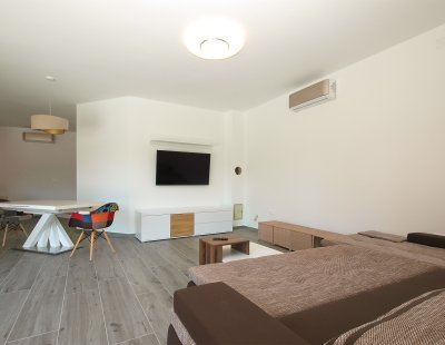 Book a villa in Pula