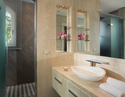 Book a villa holiday in Costa del Sol