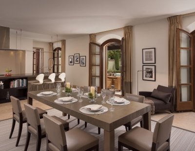 Book a villa in Sotogrande
