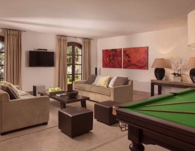 Villa holidays in Sotogrande