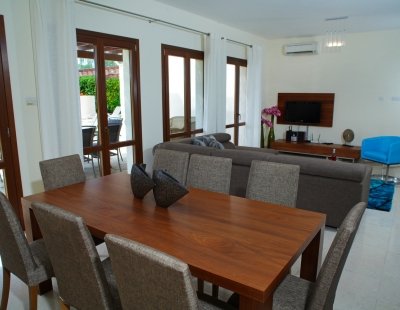 Book a villa in Aphrodite Hills Resort