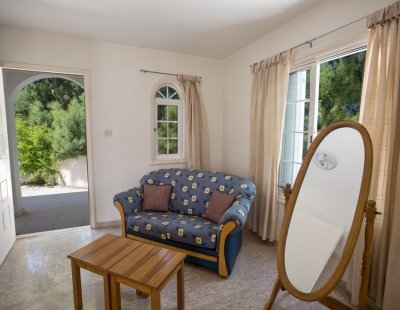 Holiday villas in Nissi Beach