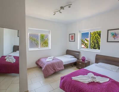 Book a villa in Nissi Beach