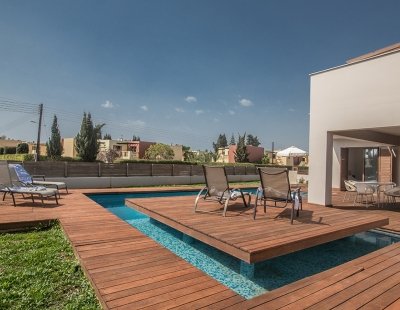 Villas in Nissi Beach