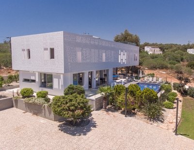 Villa rentals in Protaras