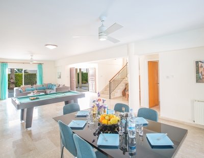 Book a villa in Nissi Beach