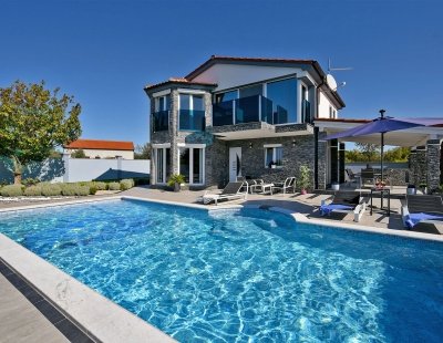 Holiday villas in Fazana