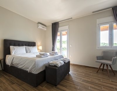 Book a villa in Halkidiki