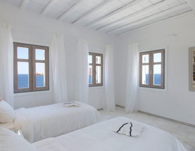 Villa rentals in Greece