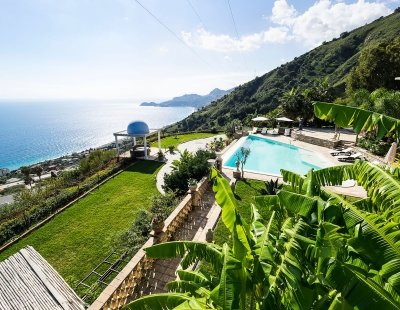 Villas in Sicily