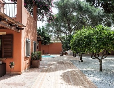 Book a villa in Italy