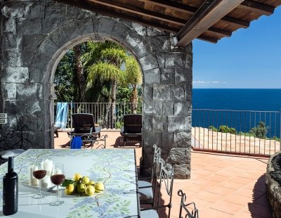 Book a villa holiday in Sicily