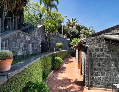 Book a villa holiday in Taormina