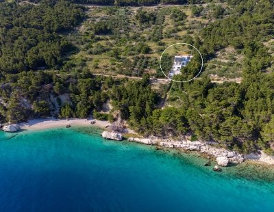 Villas in Omis