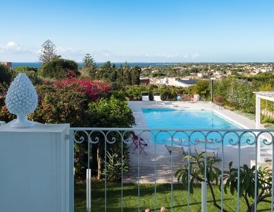 Book a villa in Italy
