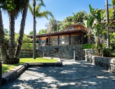 Villa holidays in Taormina
