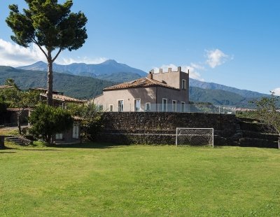 Book a villa holiday in Italy
