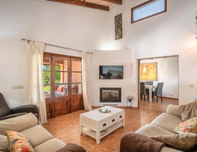 Book a villa in Spain