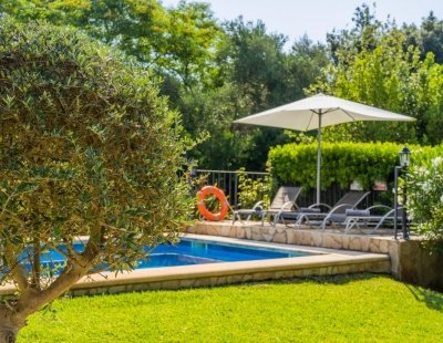 Book a villa in Spain