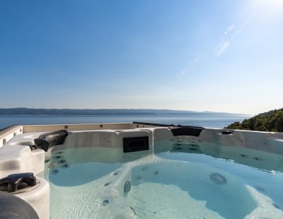 Villas in Omis