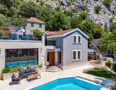 Book a villa in Croatia