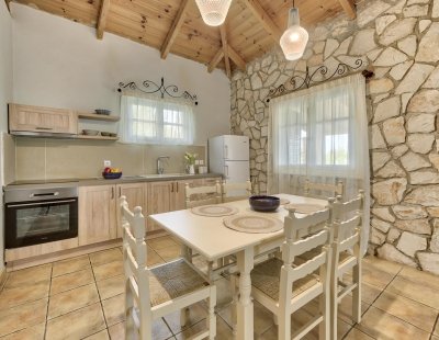 Book a villa in Keri