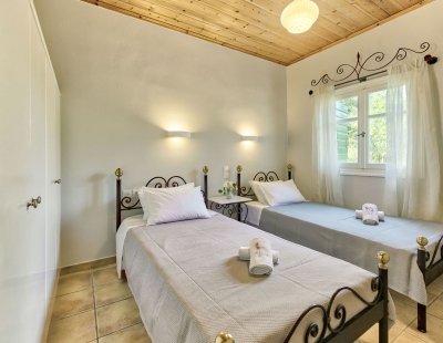 Villas in Keri