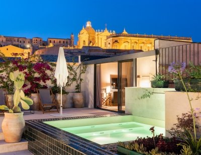 Villa rentals in Noto