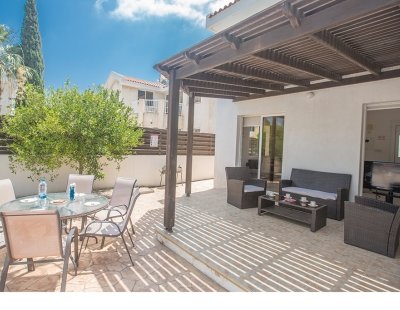 Holiday home in Cyprus villa booking