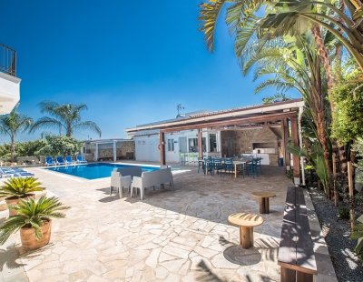 Holiday villas in Cyprus