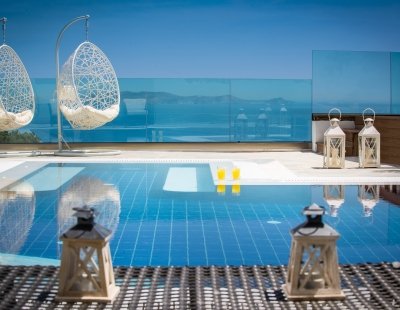 Book a villa in Greece