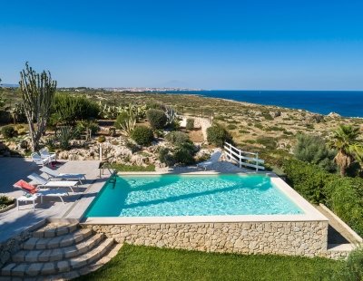 Book a villa in Italy