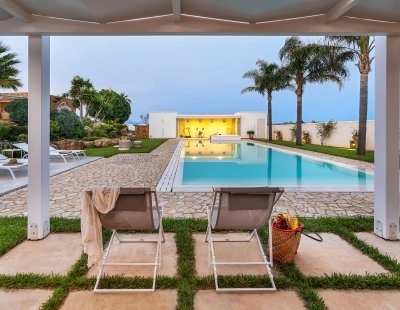 Book a villa holiday in Italy
