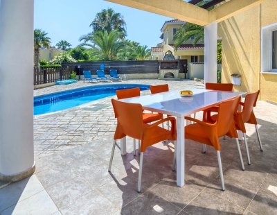 Villas in Paphos