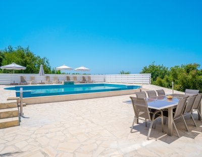 Villas in Coral Bay